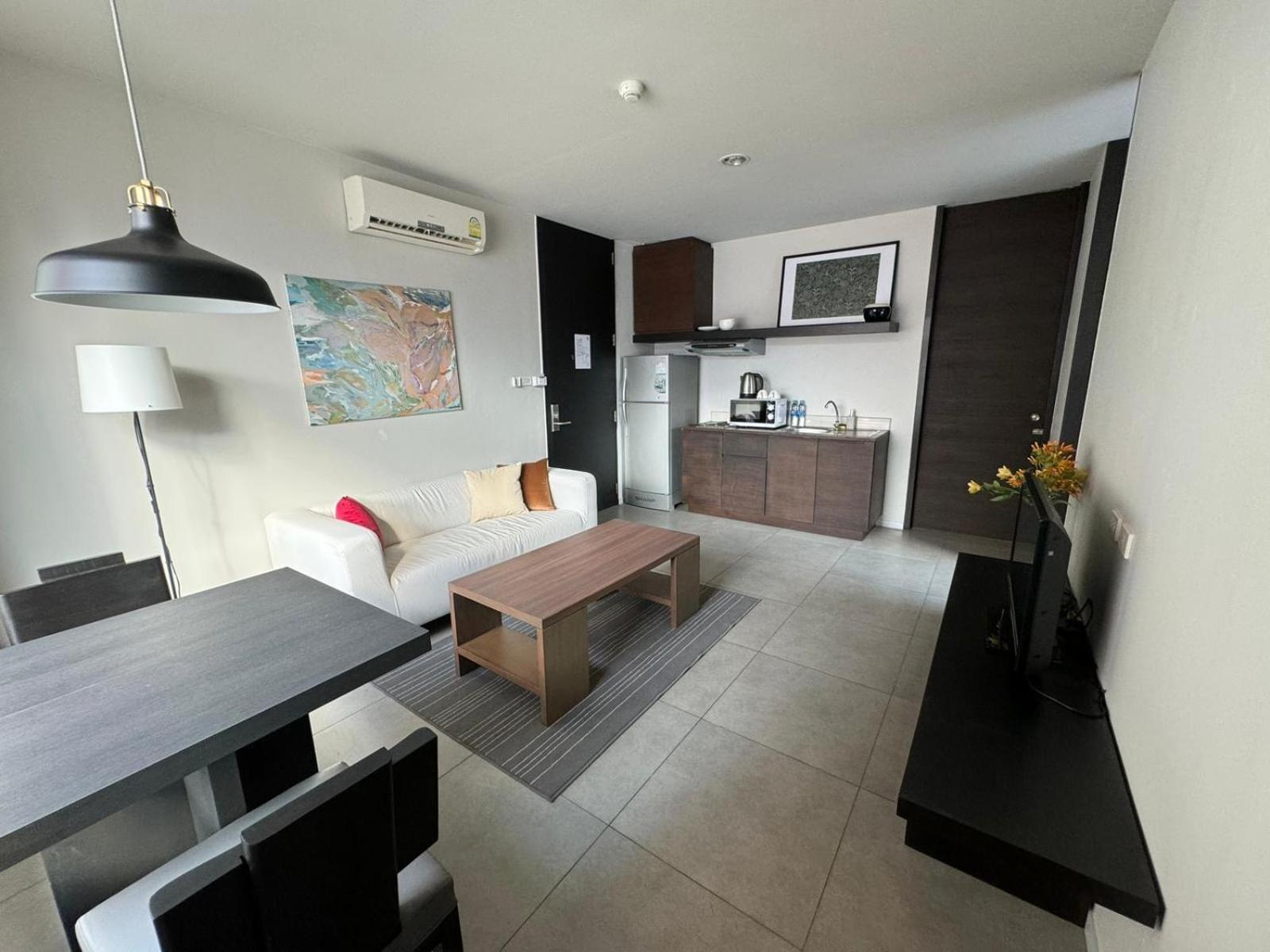 Cgcasa Hotel Bangkok Dış mekan fotoğraf