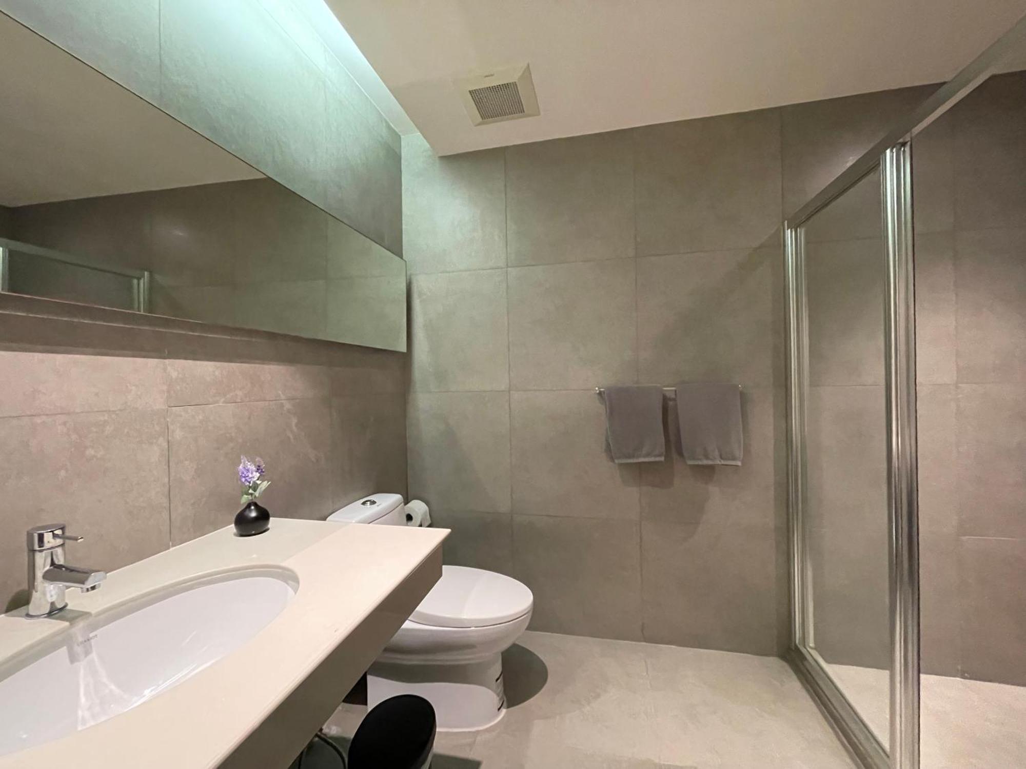 Cgcasa Hotel Bangkok Oda fotoğraf