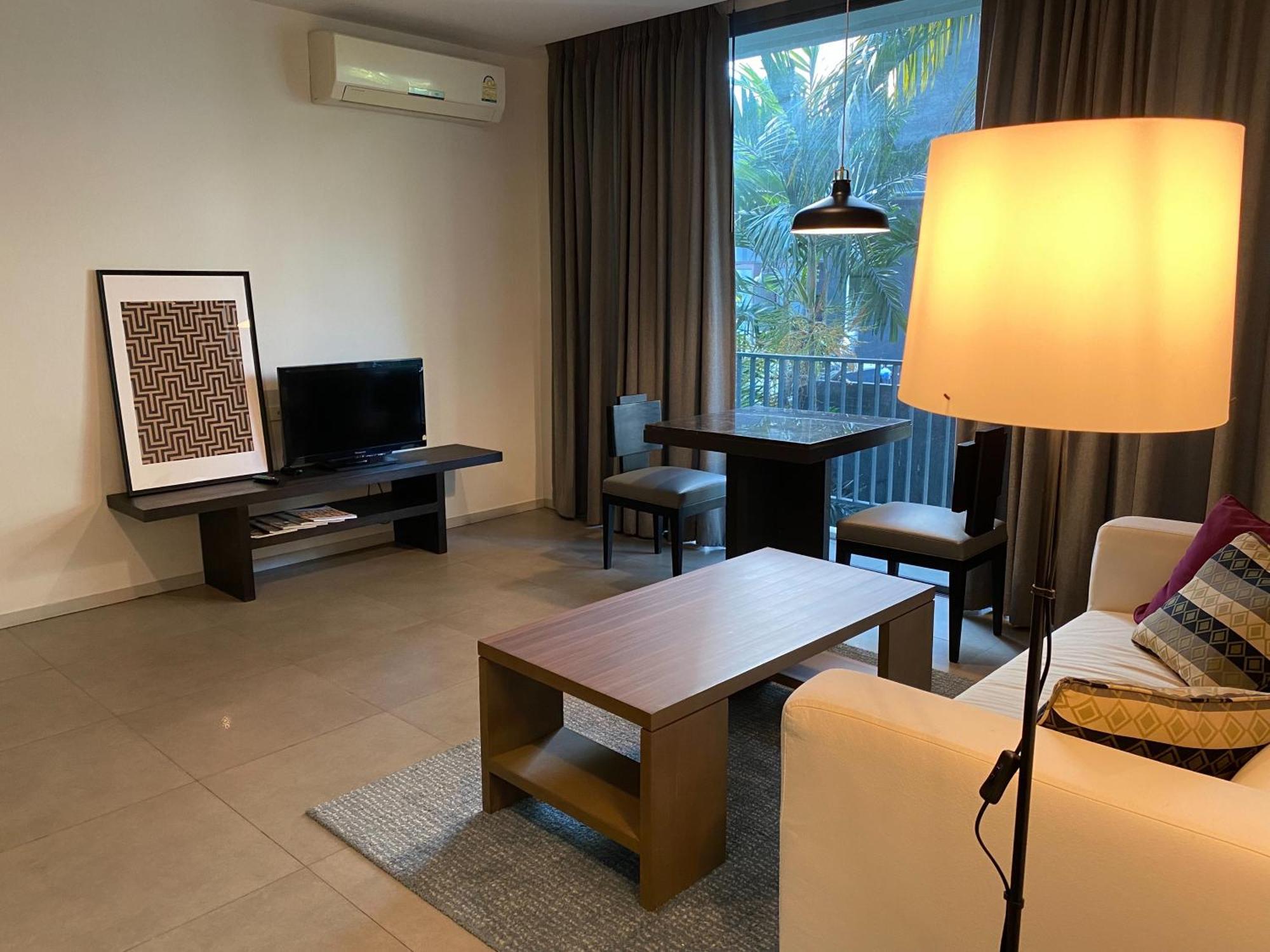 Cgcasa Hotel Bangkok Oda fotoğraf